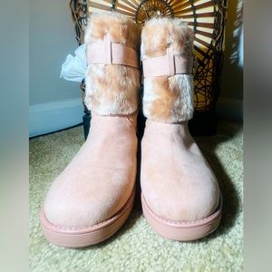G by Guess Addalyn Ankle Boots Womens Pink Suede Faux Sherpa Lining Sz 8M